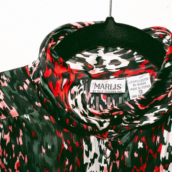 Vintage 90s Marlis by Elle Designs Abstract Animal Stripe Blouse - Picture 6 of 6